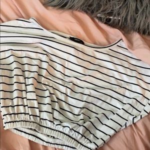 Forever 21 Crop top